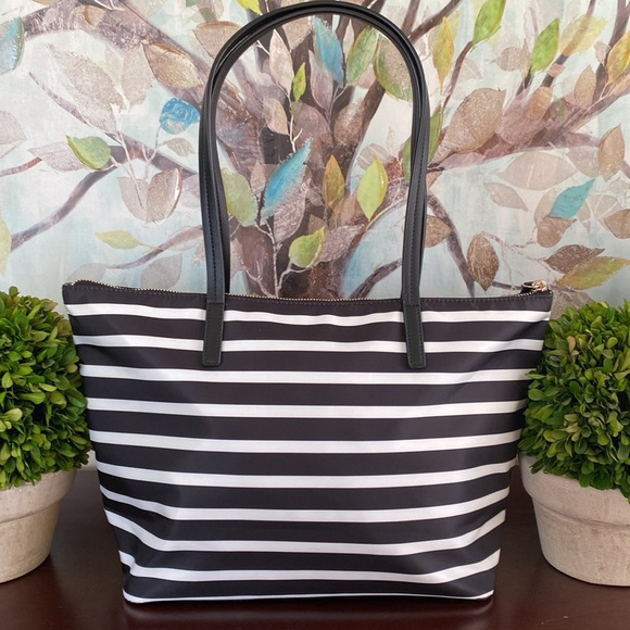 KATE SPADE ♠️ New York "Hayden"🖤BLACK & WHITE🤍 SAILING STRIPE TOP ZIP TOTE BAG - Picture 16 of 17